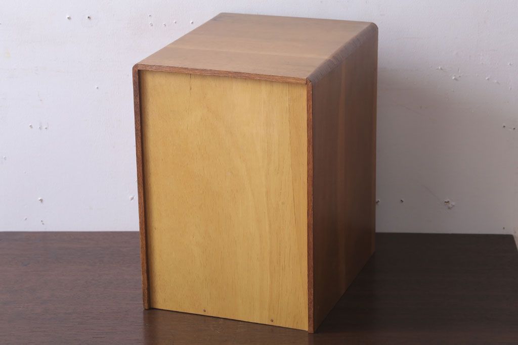 レトロ家具　昭和レトロ　ネームプレート!古い小引き出し