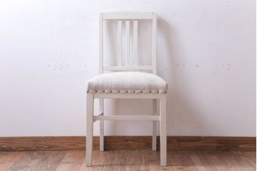アンティーク家具　アンティークペイント　アンティークリネン座面の白いチェア(椅子)