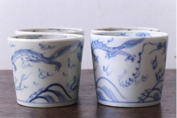 アンティーク雑貨　古民具・骨董　江戸後期　染付　雲龍図　蕎麦猪口4客セット