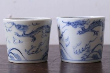 アンティーク雑貨　古民具・骨董　江戸後期　染付　雲龍図　蕎麦猪口4客セット