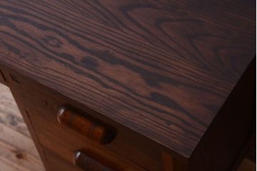 アンティーク家具　アンティーク　シンプルでおしゃれなナラ材製片袖机