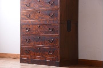 アンティーク家具　和製アンティーク　高級品!バール杢のトチ材製3段重ね衣装箪笥