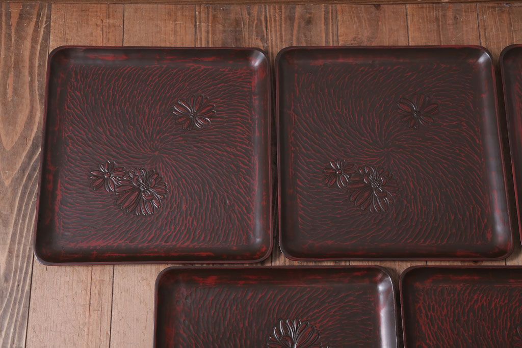 アンティーク雑貨　和製アンティーク　大正昭和初期　鎌倉彫の木製盆5枚セット