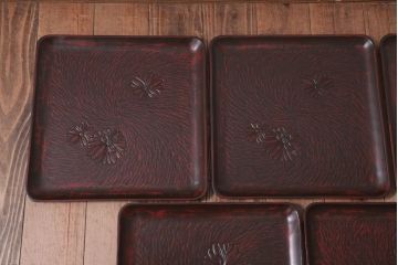 アンティーク雑貨　和製アンティーク　大正昭和初期　鎌倉彫の木製盆5枚セット