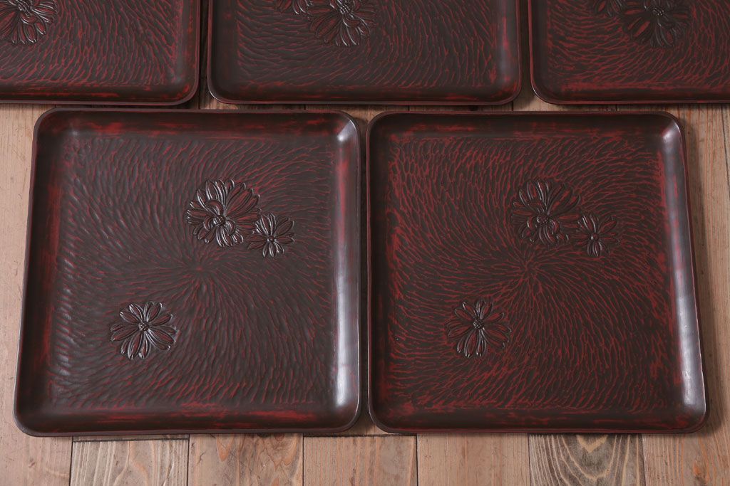 アンティーク雑貨　和製アンティーク　大正昭和初期　鎌倉彫の木製盆5枚セット