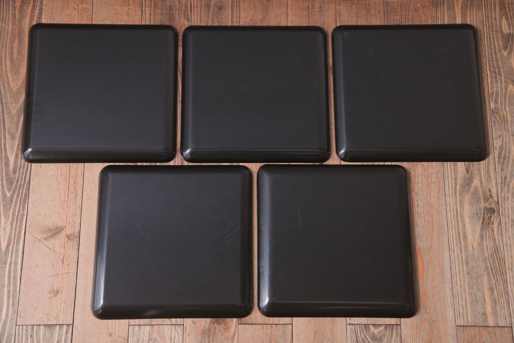 アンティーク雑貨　和製アンティーク　大正昭和初期　鎌倉彫の木製盆5枚セット