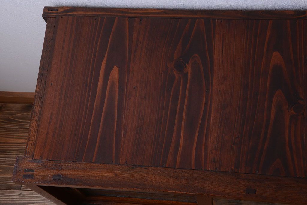 アンティーク家具　古民具・骨董　結霜ガラス入り!前面欅材の和製アンティーク収納棚