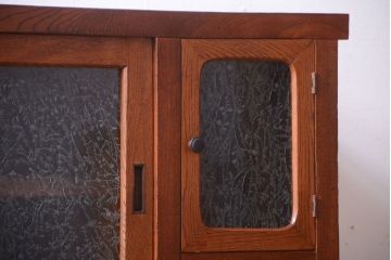 アンティーク家具　古民具・骨董　結霜ガラス入り!前面欅材の和製アンティーク収納棚