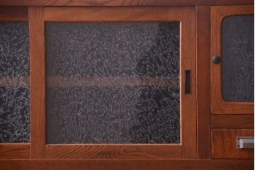 アンティーク家具　古民具・骨董　結霜ガラス入り!前面欅材の和製アンティーク収納棚