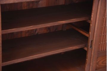 アンティーク家具　古民具・骨董 丸桟仕上げの近江水屋箪笥サイドボード(収納棚)