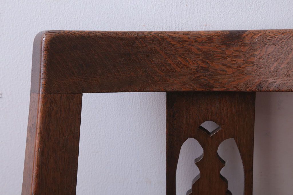 アンティーク家具　和製アンティーク　透かし彫り　古い木の回転椅子(回転イス)(2)