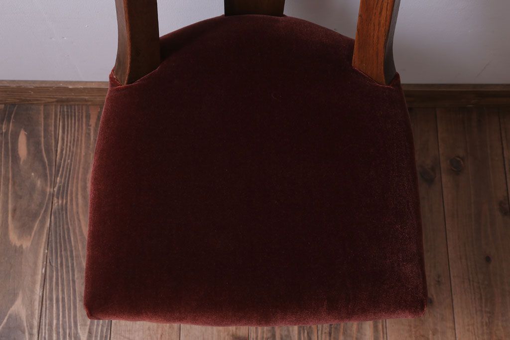 アンティーク家具　和製アンティーク　透かし彫り　古い木の回転椅子(回転イス)(2)