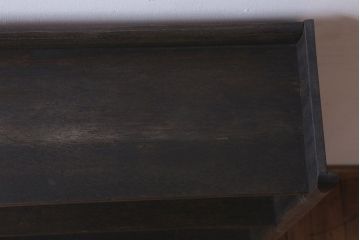 アンティーク家具　和製アンティーク　小振りでシンプルな古い木製の本棚(2)