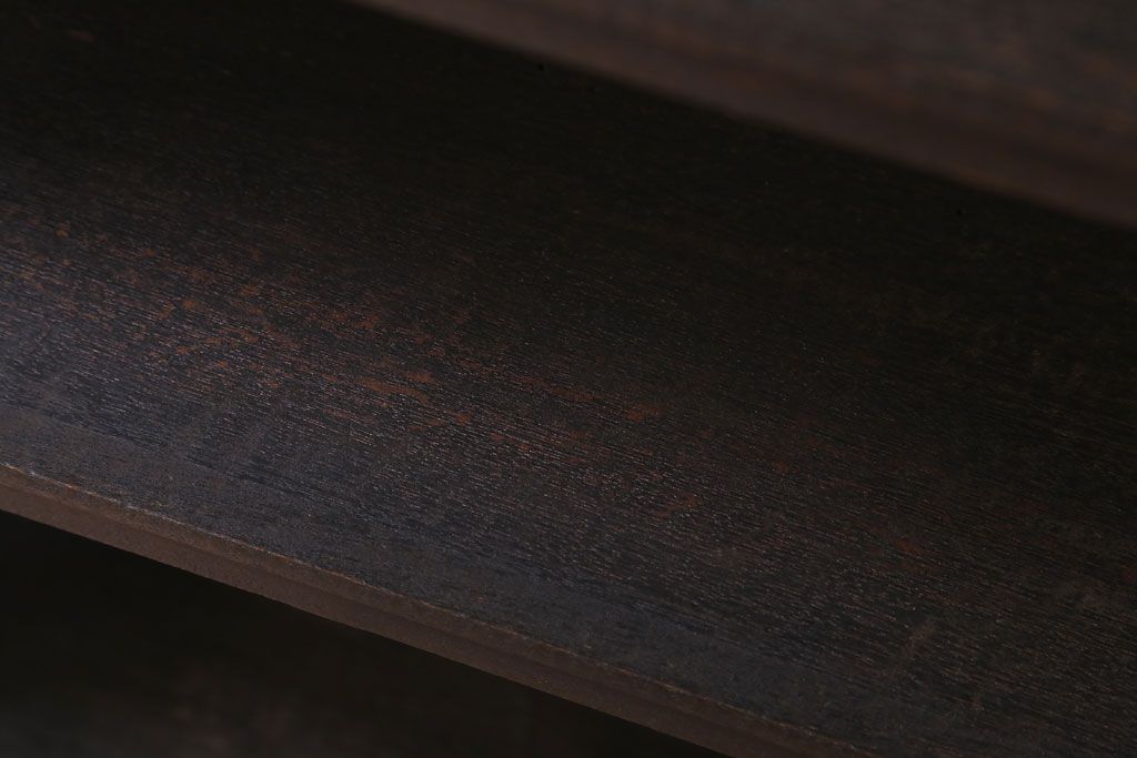 アンティーク家具　和製アンティーク　小振りでシンプルな古い木製の本棚(2)