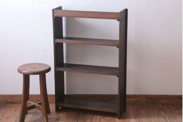 アンティーク家具　和製アンティーク　小振りでシンプルな古い木製の本棚(2)