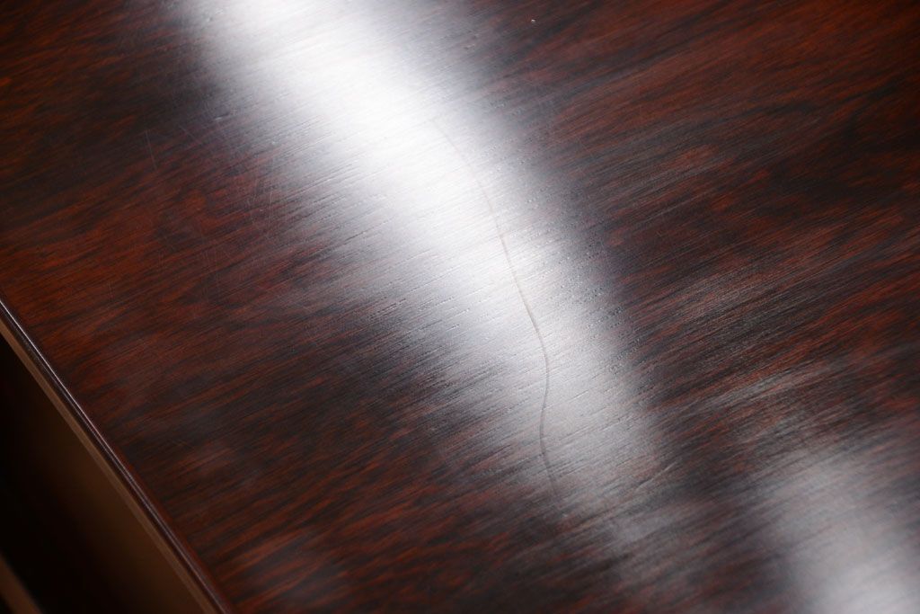 ヴィンテージ家具　北欧ビンテージ　ローズウッド製の上品なデスク(両袖机)