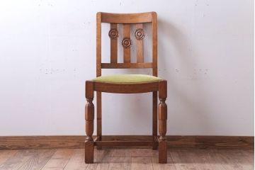 ヴィンテージ家具　イギリスビンテージ　オーク材のダイニングチェア