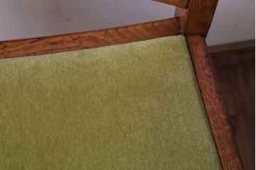 ヴィンテージ家具　イギリスビンテージ　オーク材のダイニングチェア
