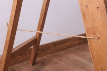 アンティーク雑貨　イギリスアンティーク　古い木のステップラダー(はしご・脚立)