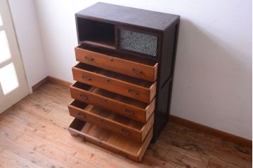 レトロ家具　昭和レトロ　結霜ガラス入り!古い木製のアンティークチェスト