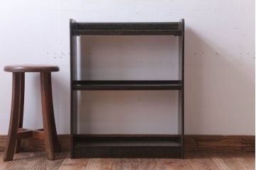 アンティーク家具　和製アンティーク　小振りでシンプルな古い木製の本棚(3)