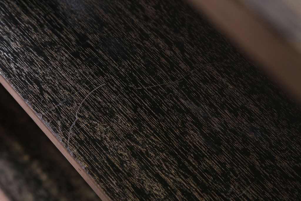 アンティーク家具　和製アンティーク　小振りでシンプルな古い木製の本棚(3)