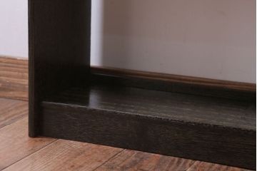 アンティーク家具　和製アンティーク　小振りでシンプルな古い木製の本棚(3)
