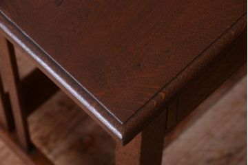 アンティーク家具　大正ロマン　透かし彫り!古いナラ材の上質な片袖机(デスク)