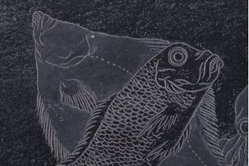 アンティーク雑貨　古民具・骨董 玉杢製箱付き!古い石製の彫刻収納箱