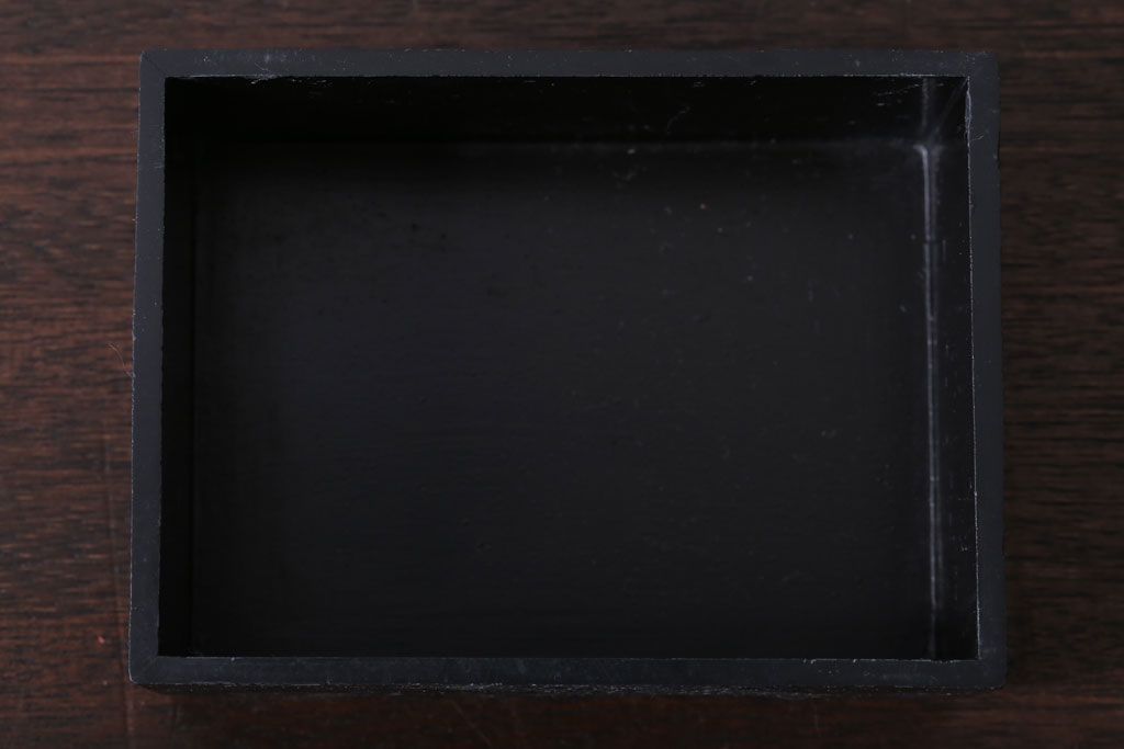 アンティーク雑貨　古民具・骨董 玉杢製箱付き!古い石製の彫刻収納箱