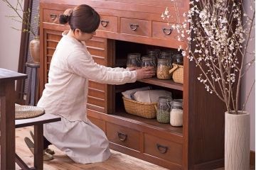 アンティーク家具　古民具・骨董　明治〜大正　岐阜県産　前面檜材!上品な二段重ね六尺水屋箪笥