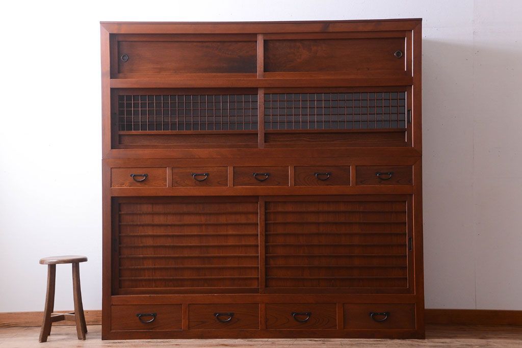 アンティーク家具　古民具・骨董　明治〜大正　岐阜県産　前面檜材!上品な二段重ね六尺水屋箪笥