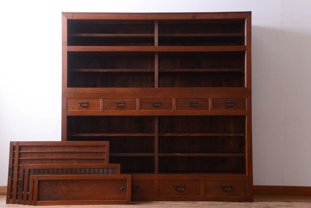 アンティーク家具　古民具・骨董　明治〜大正　岐阜県産　前面檜材!上品な二段重ね六尺水屋箪笥