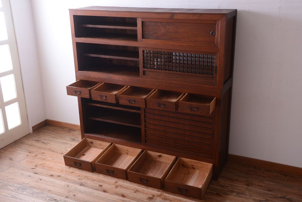 アンティーク家具　古民具・骨董　明治〜大正　岐阜県産　前面檜材!上品な二段重ね六尺水屋箪笥