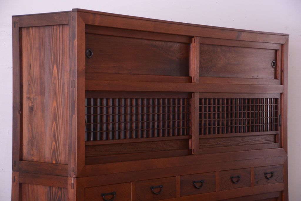 アンティーク家具　古民具・骨董　明治〜大正　岐阜県産　前面檜材!上品な二段重ね六尺水屋箪笥