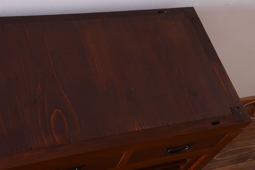 アンティーク家具　古民具・骨董　明治〜大正　岐阜県産　前面檜材!上品な二段重ね六尺水屋箪笥