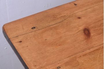 アンティーク家具　イギリスアンティーク　引き出し付き!味わい深い古いダイニングテーブル