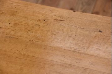 アンティーク家具　イギリスアンティーク　引き出し付き!味わい深い古いダイニングテーブル