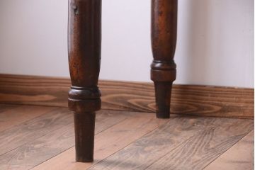 アンティーク家具　イギリスアンティーク　引き出し付き!味わい深い古いダイニングテーブル