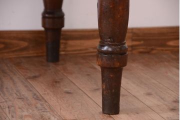 アンティーク家具　イギリスアンティーク　引き出し付き!味わい深い古いダイニングテーブル