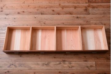 アンティーク家具　和製アンティーク　大振りサイズ!古い木のガラス収納棚