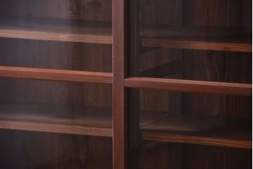 アンティーク家具　和製アンティーク　大振りサイズ!古い木のガラス収納棚