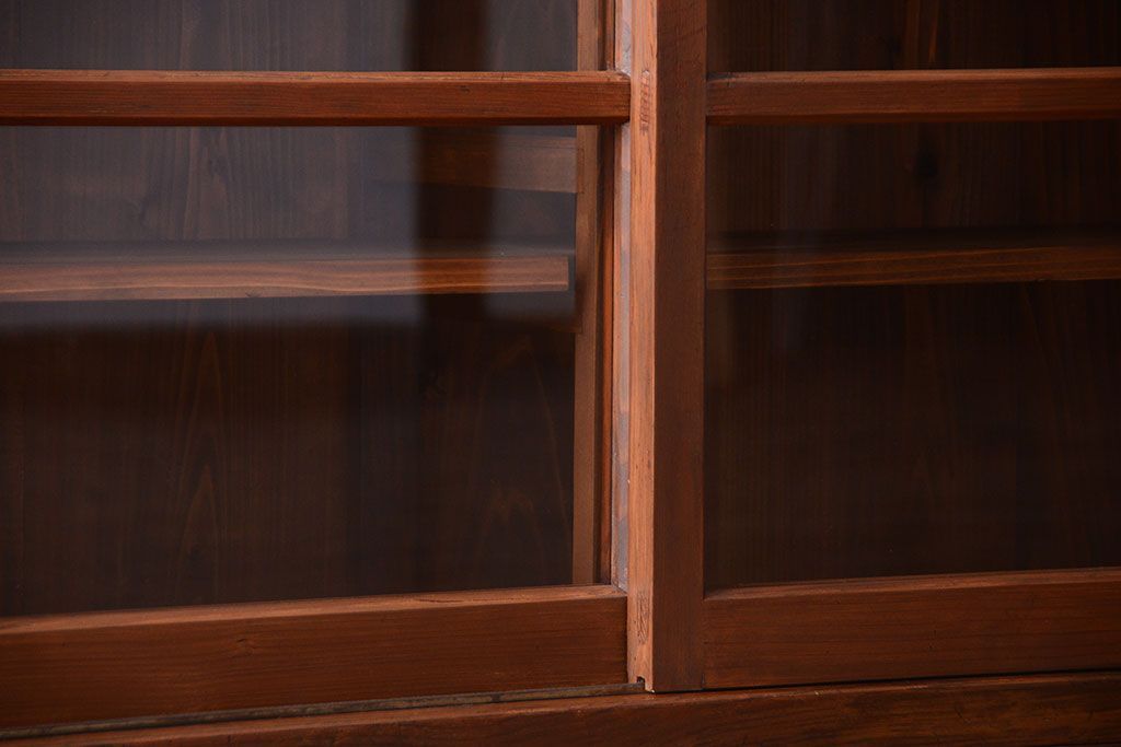 アンティーク家具　和製アンティーク　大振りサイズ!古い木のガラス収納棚