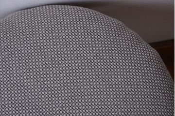 アンティーク家具　和製アンティーク　クッション座面の古いナラ材製回転スツール(回転椅子)