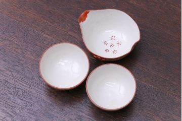 アンティーク雑貨　古民具・骨董　明治〜大正　九谷赤絵茶碗など3点セット
