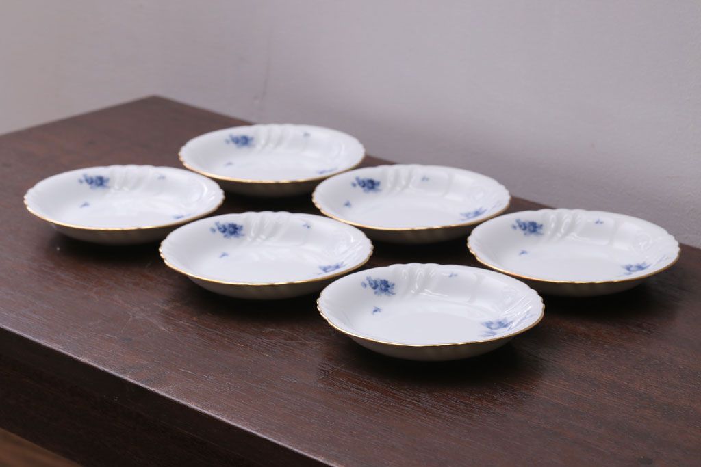 中古　大倉陶園　金彩　エンボス　ブルーフラワー小皿6枚セット(洋食器)