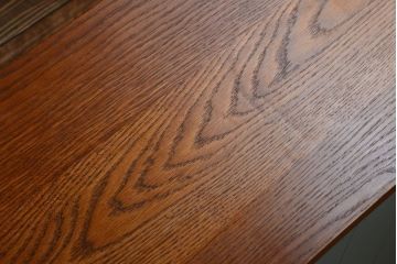 アンティーク家具　アンティークペイント　気泡ガラス入り!4枚扉のカウンターテーブル(1)