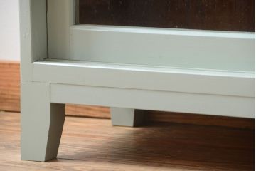 アンティーク家具　アンティークペイント　気泡ガラス入り!4枚扉のカウンターテーブル(1)