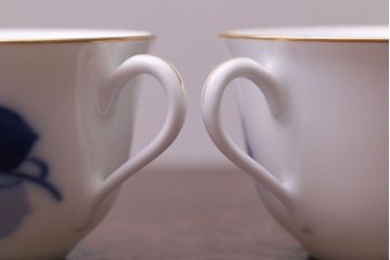 アンティーク雑貨　中古　大倉陶園　カップ&ソーサー2客セット(洋食器)