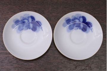 アンティーク雑貨　中古　大倉陶園　カップ&ソーサー2客セット(洋食器)